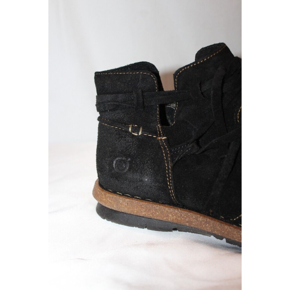 Born Tarklin Boots Women's Black Suede Comfort Distressed Ankle Booties Zip 9 - Picture 3 of 7